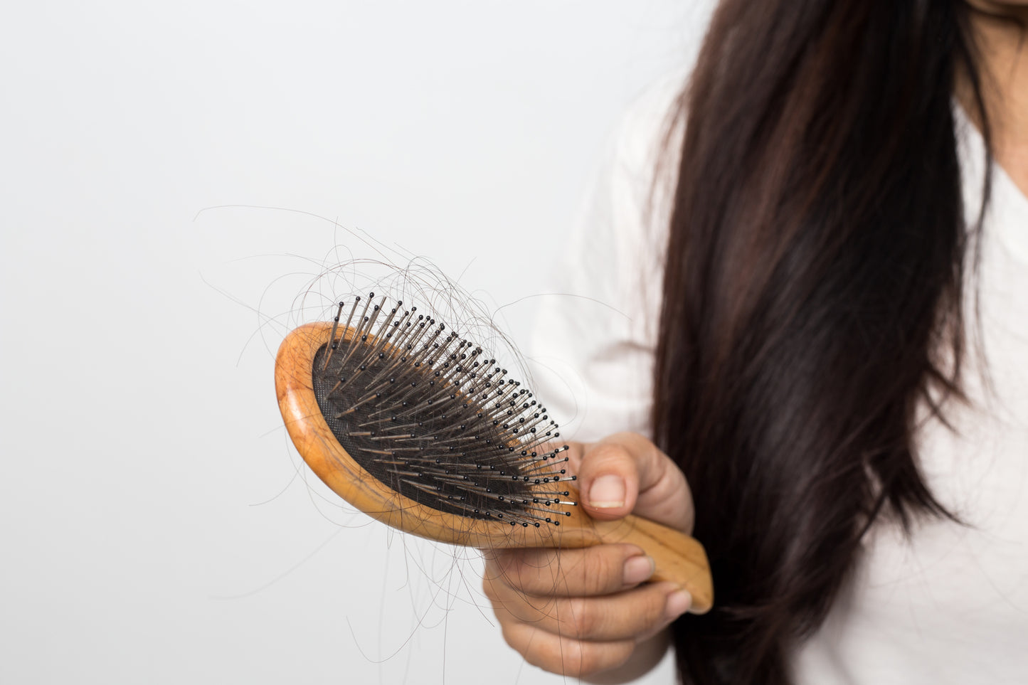 Can split ends stop hair growth?