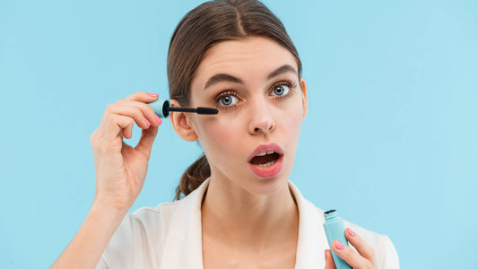 How Long Do Eyelashes Take to Regrow?